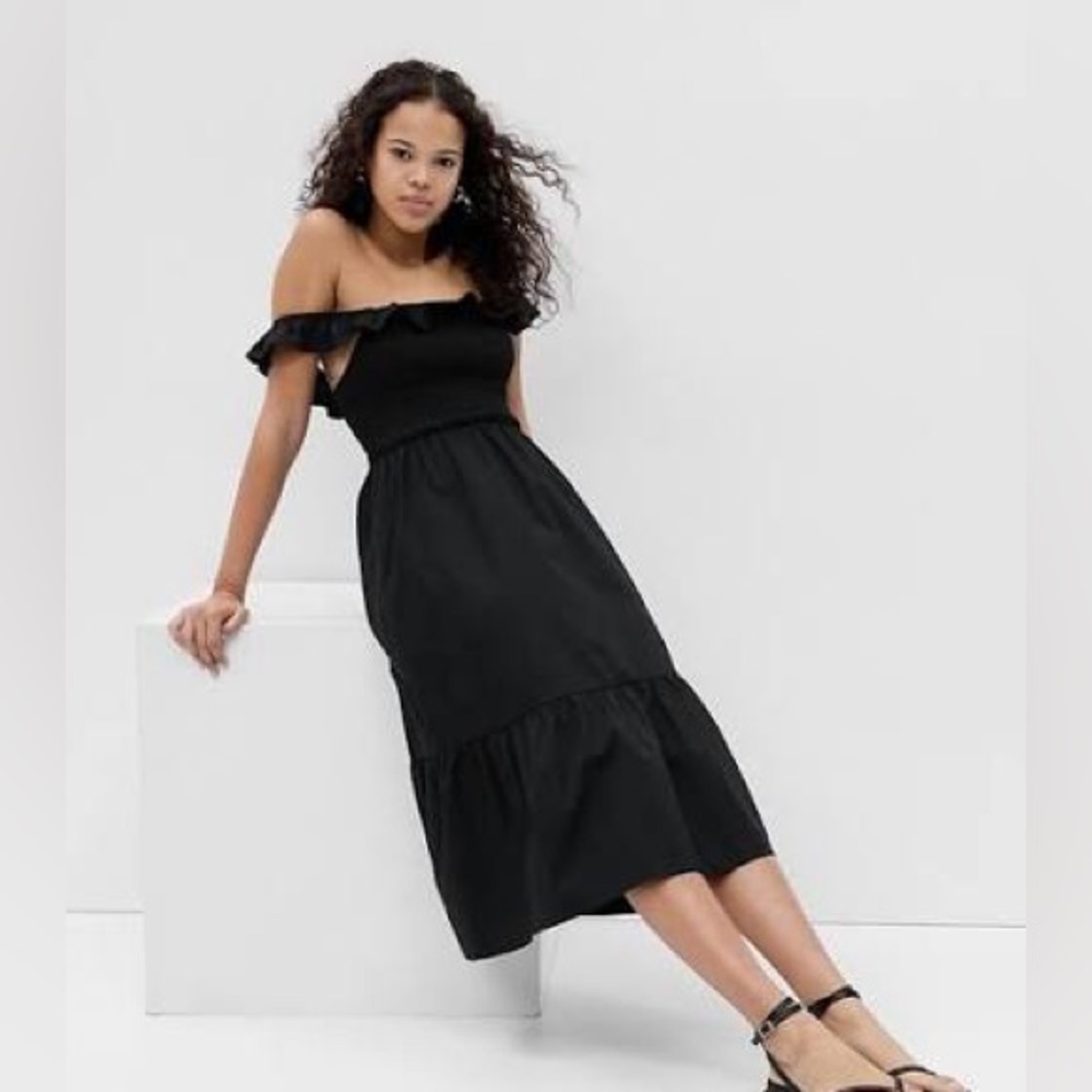 GAP Ruffle Neck Midi Dress